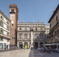 Verona, Piazze delle Erbe
