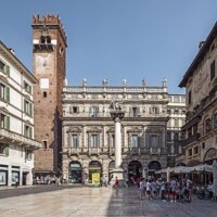 Verona, Piazze delle Erbe